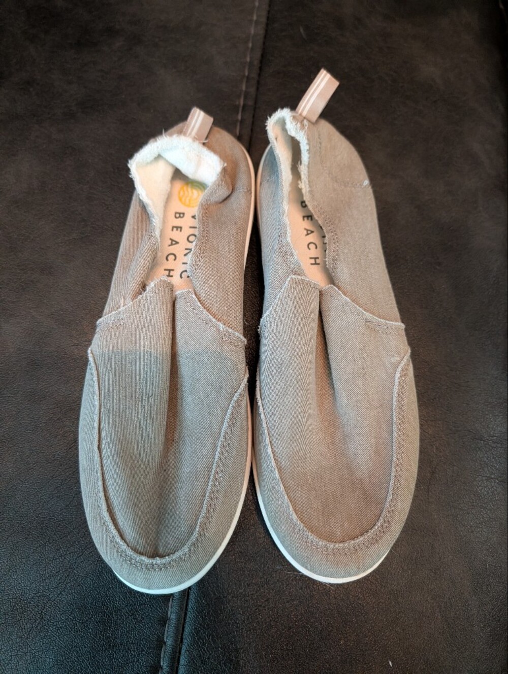 Vionic Beach Women's Slip-On Casual Shoe in Taupe